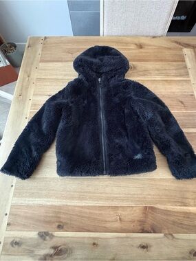 Kids Under Armour faux fur Hooded Jacket Size Small